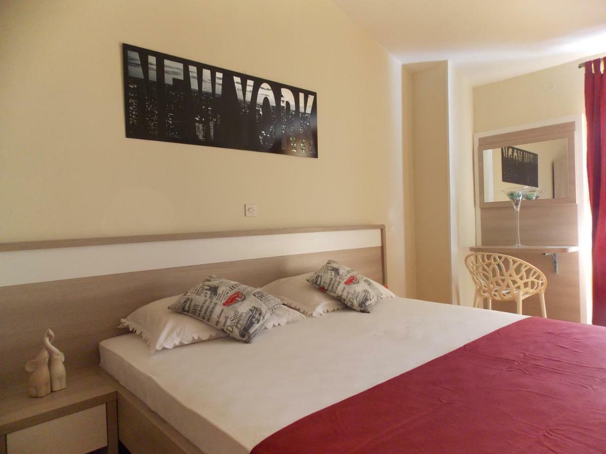 Apartmani Adriatic Ana 诺瓦利娅 客房 照片