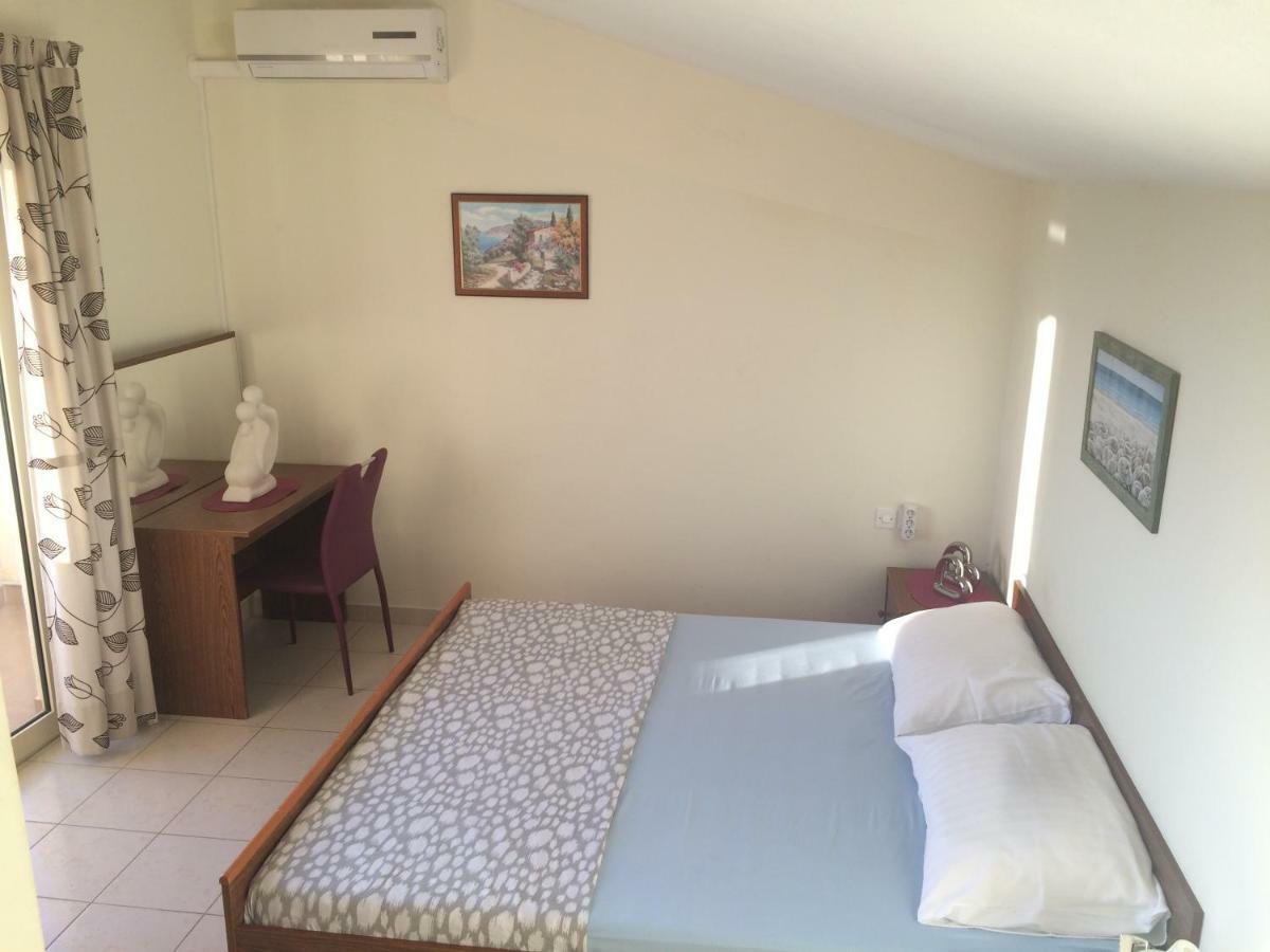 Apartmani Adriatic Ana 诺瓦利娅 外观 照片